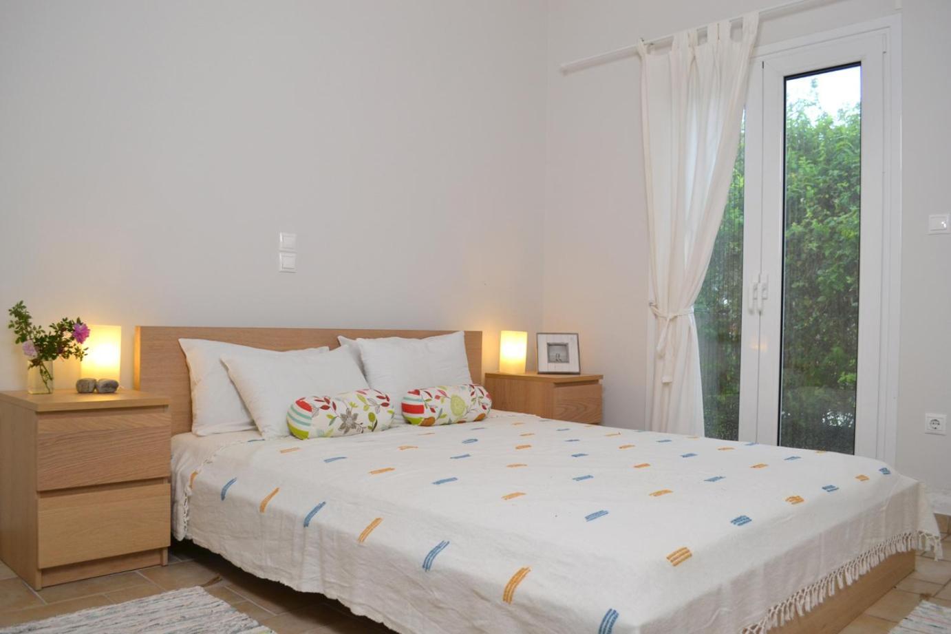 Corinthian Sun - Vacation Home Ngoại thất bức ảnh